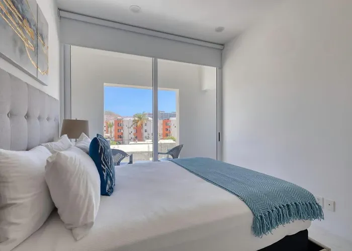 Modern Near Medano * Cabo San Lucas