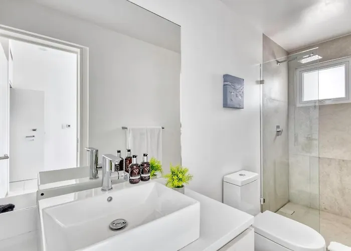 Modern Near Medano Apartment *