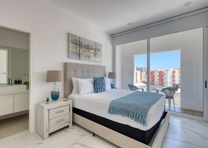 Modern Near Medano Apartment