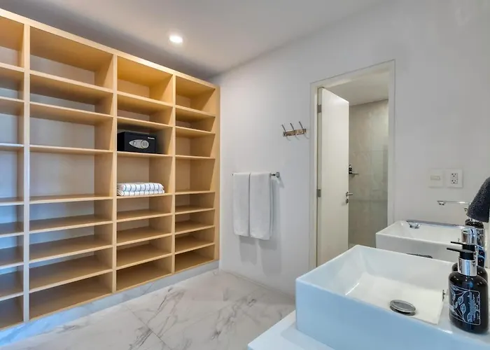 Modern Near Medano Apartment
